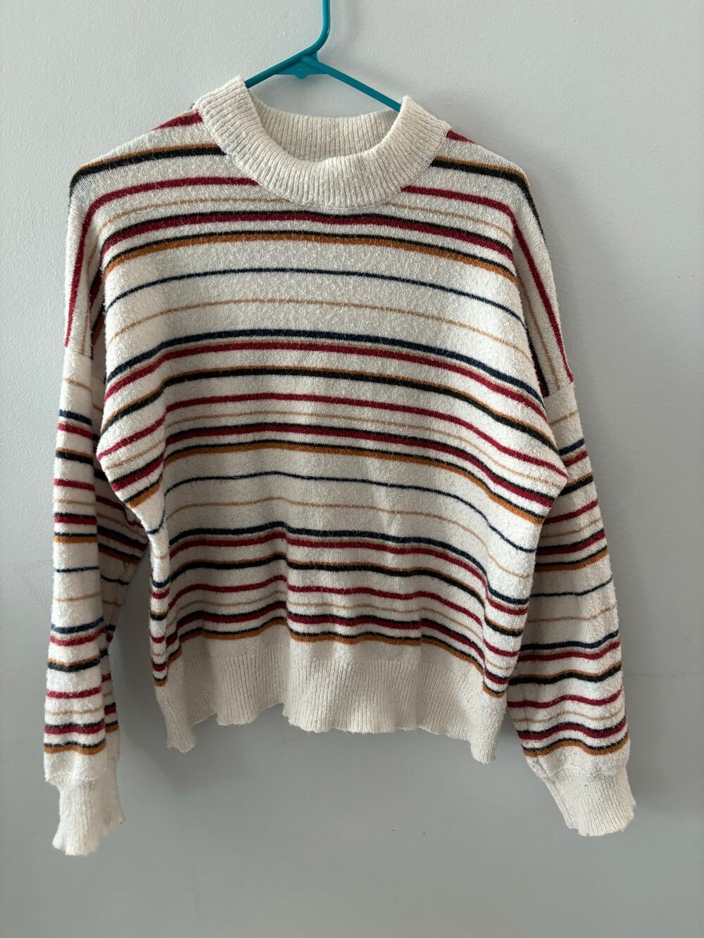 Forever 21 Sweater Women's Medium Cream Striped Crewneck Cabincore Winter
